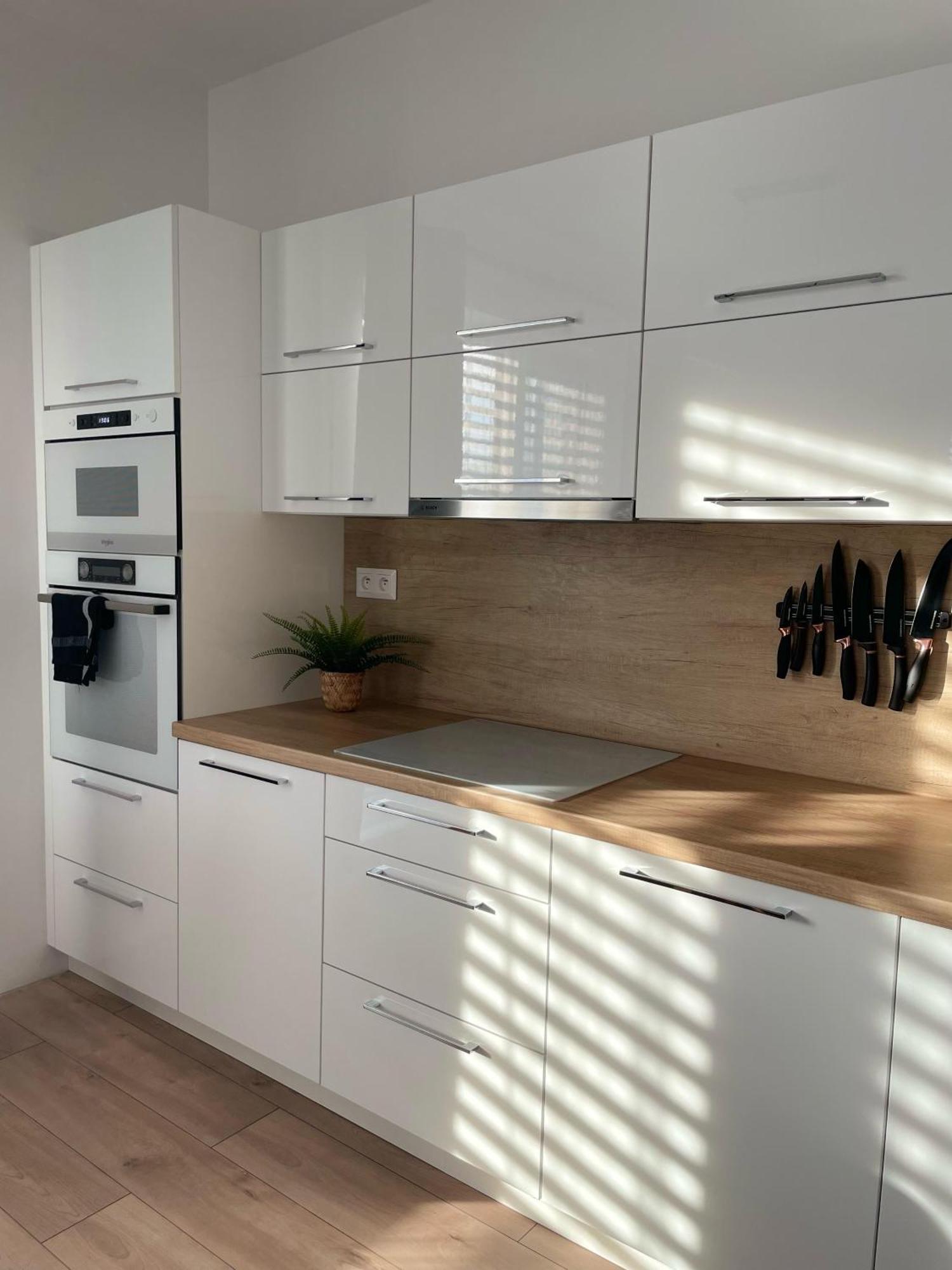 Klimatizovany Apartmanovy Dom, S Virivkou, 1B Senec Εξωτερικό φωτογραφία
